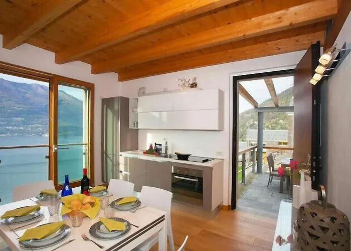 Apartment Paradiso Del Orchidea 1 Bellano